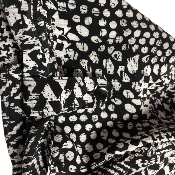 Just My Size 4X Blouse Button Up 3/4 Sleeve Built in Tank / Camisole Black White - Picture 7 of 11